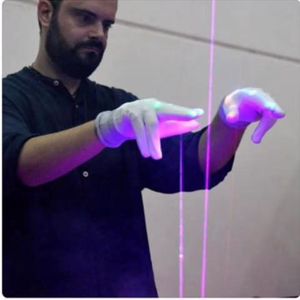 Alessio boni