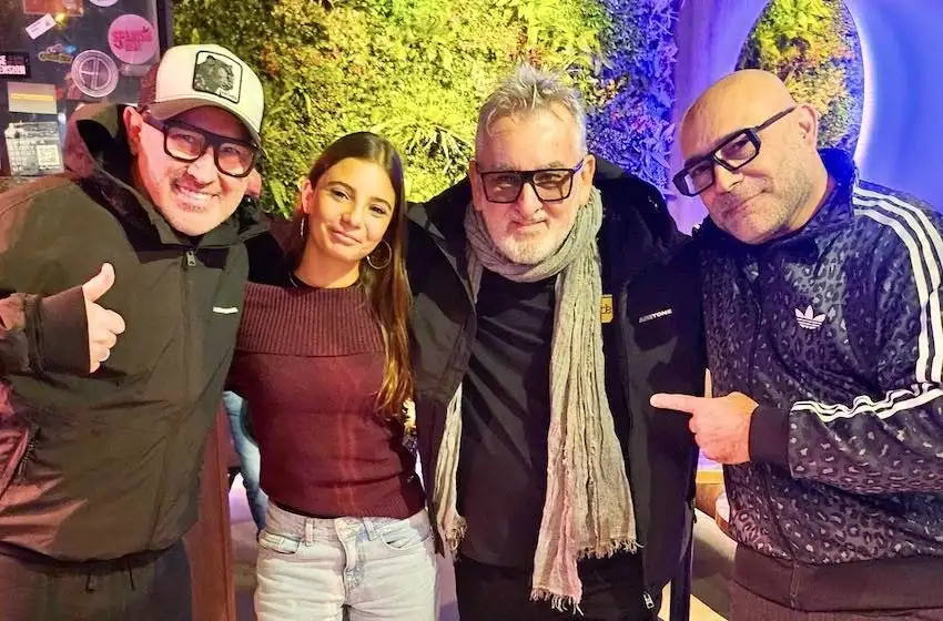 Michelle C, giovanissima DJ sarda del team Acetone da oltre 7 milioni di stream, cresce pure a livello internazionale