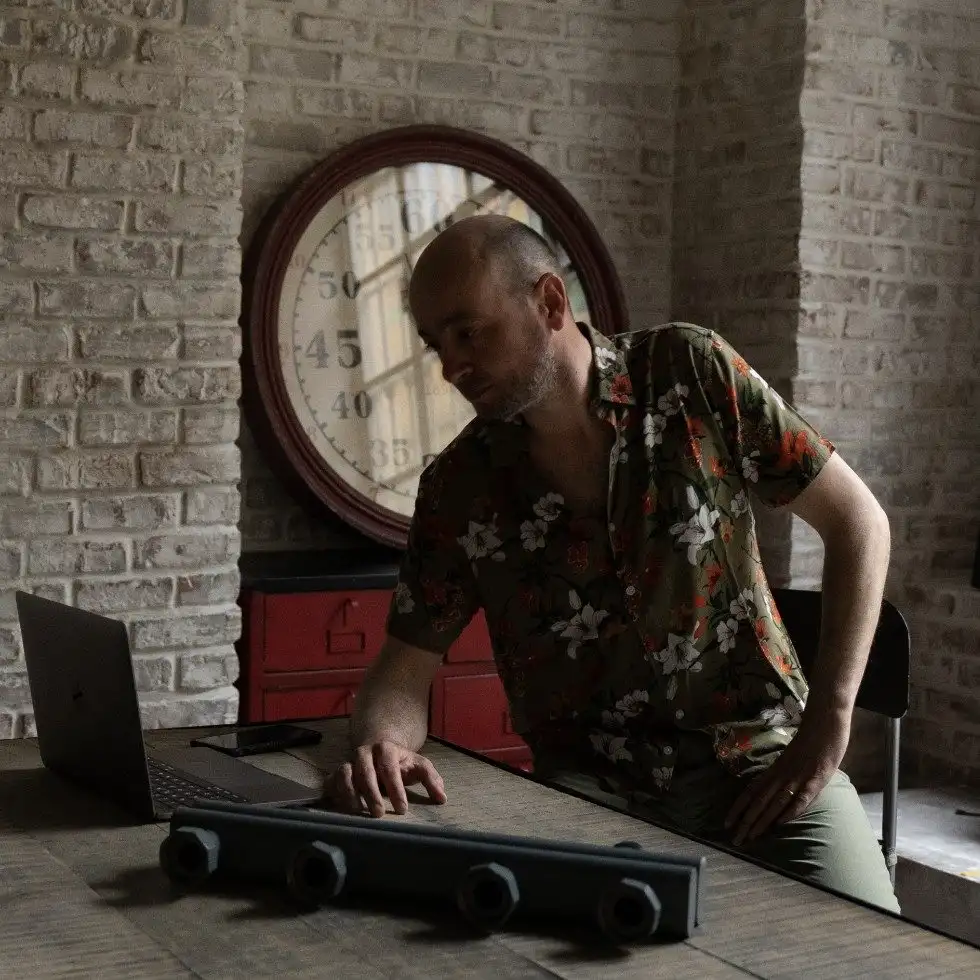 Fe868ac0 1f19 9c3b 9d80 a2d136b6265c