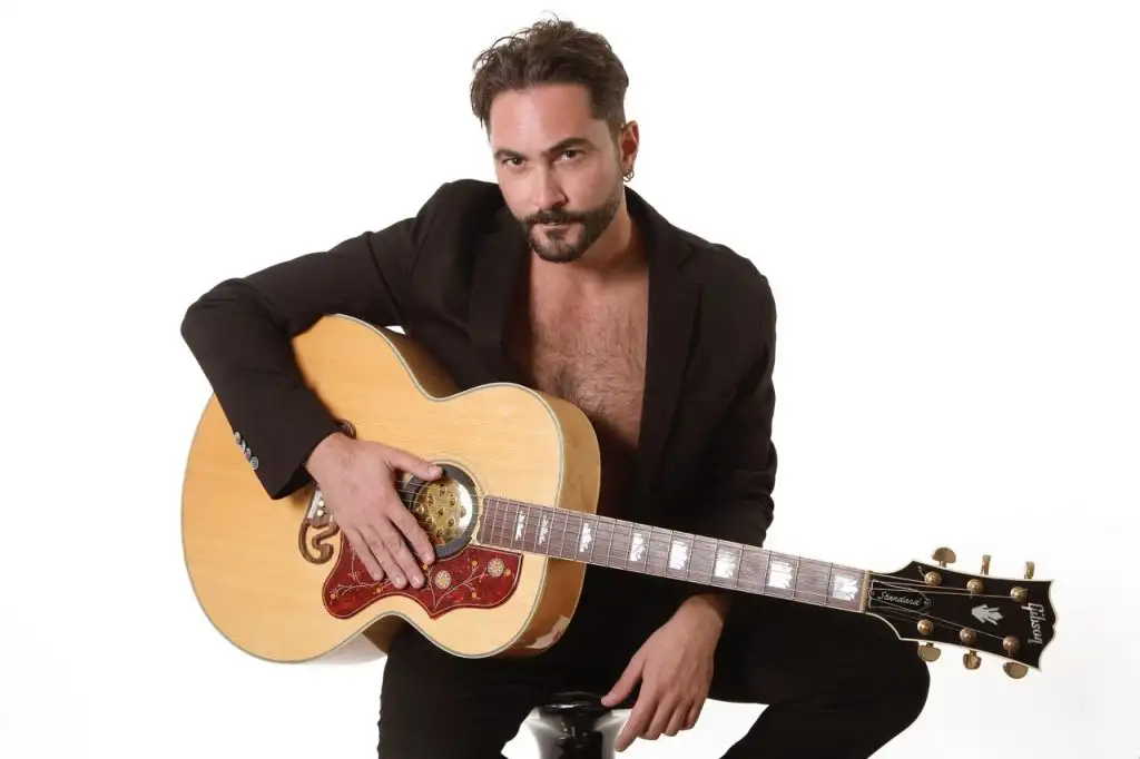 Before The Glow, online il nuovo singolo “1983” dal nuovo album “Black Rose”