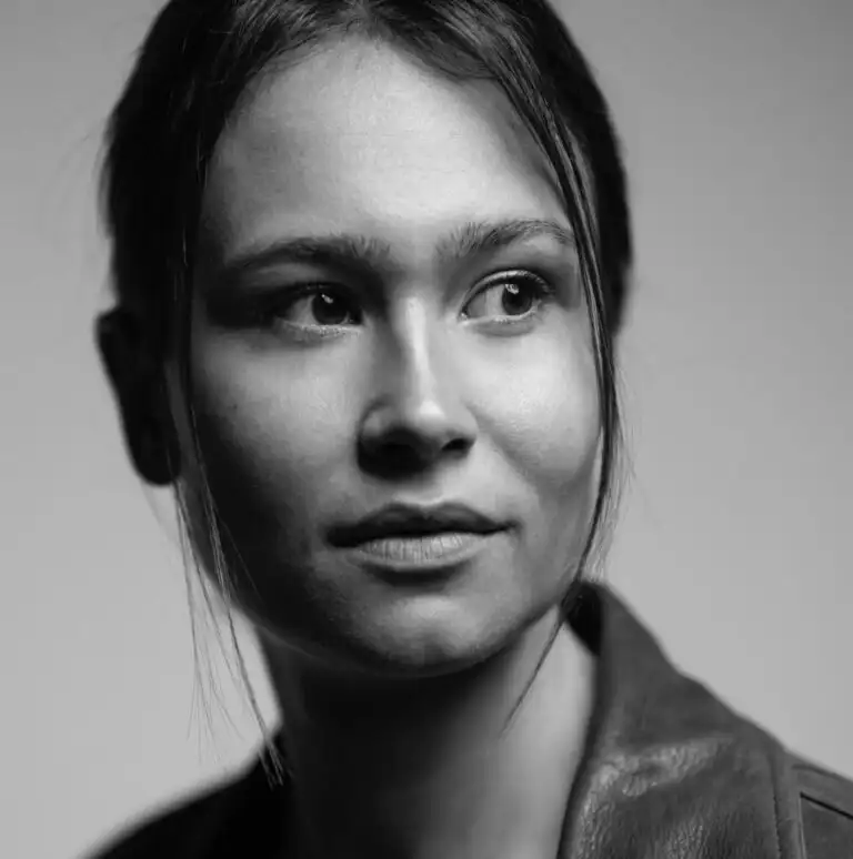 Asia Morellini Orizzontale