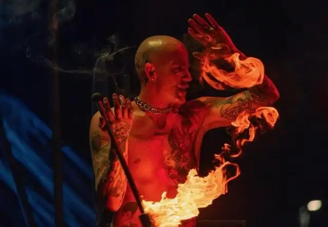 7/12 Circo Nero Italia tra Livorno, Certaldo (FI) e Guglionesi (CB)