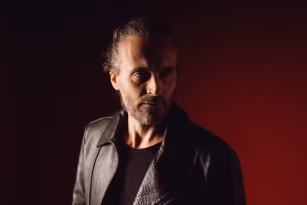 18 Ritratto Rosso Ph.ValentinaBobbiCipriani 1536x1024